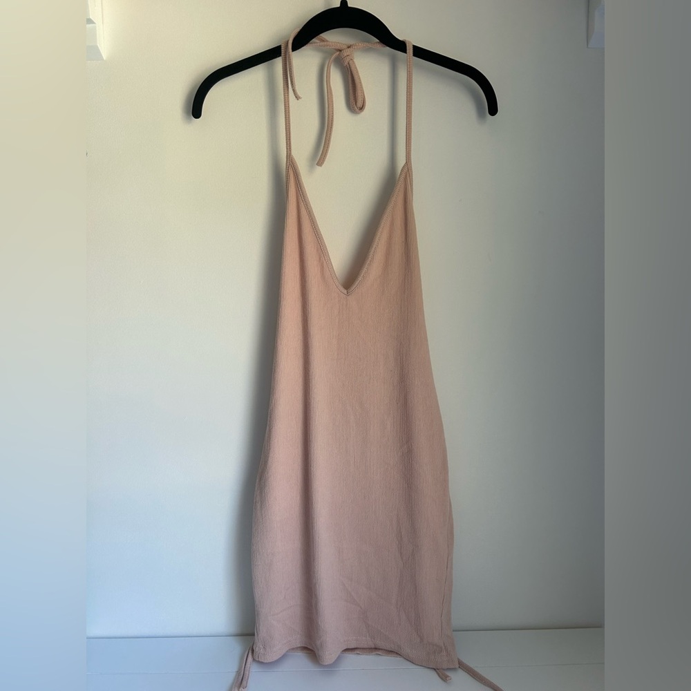 Elegant Pink Sleeveless Dress